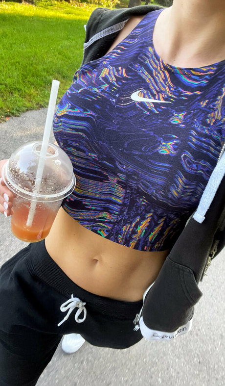 miaonlyonelove model img