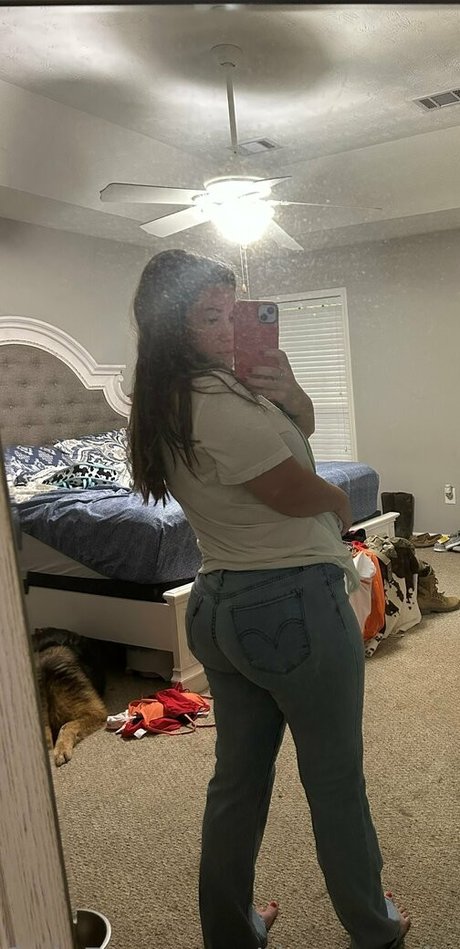 thegeorgiapeachhh nice model pics