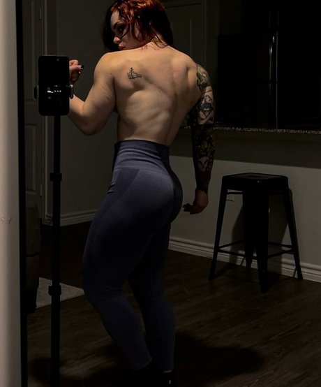 Ayshia Schisel erotic pornstar picture