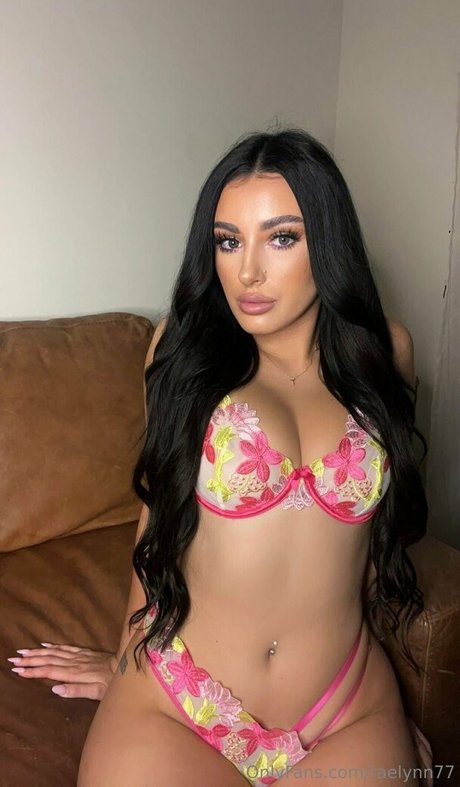 raelynn77 model nudes picture