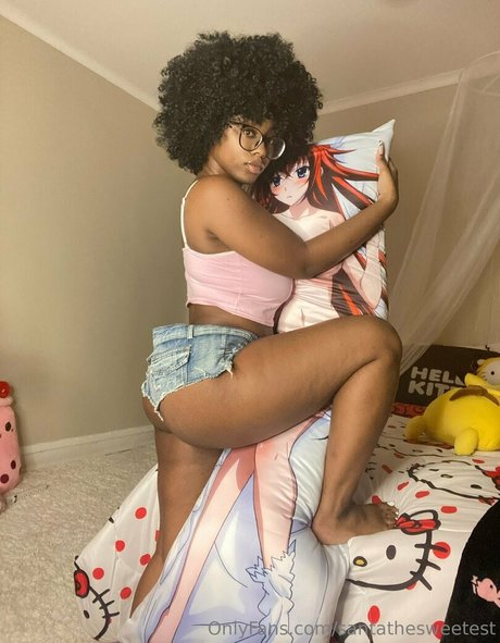 santathesweetest star top pictures