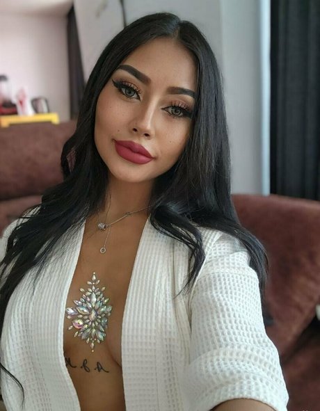 beauty teen onlyfans free porn photos