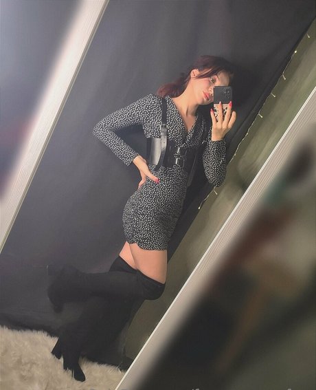 girlfriend onlyfans nude galleries