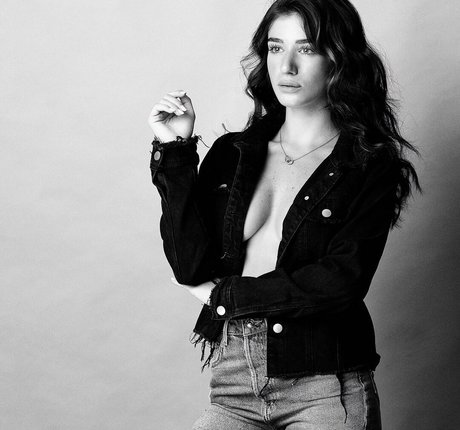 Reut Ron naked star archive