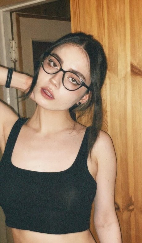 Guzelija xxx model archive