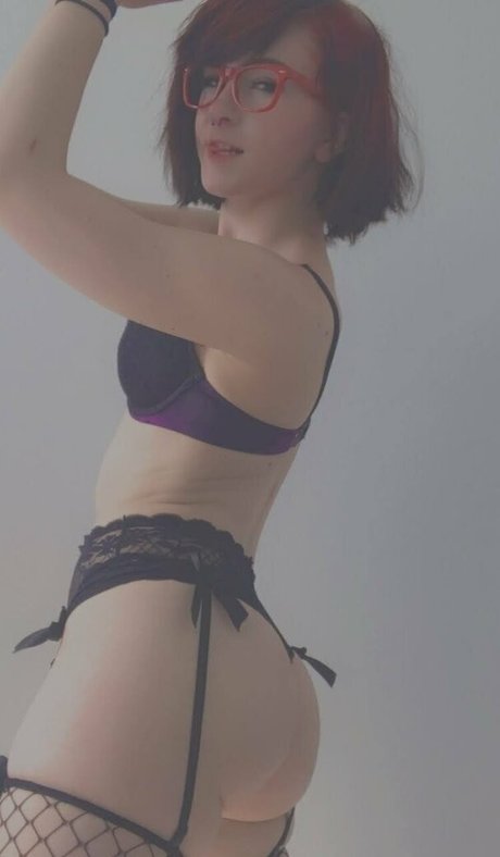 lyraluv beautiful pornstar gallery