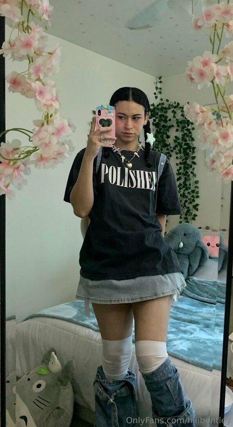 hiiibentley hot model image