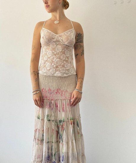 maaddielewis naked actress photo