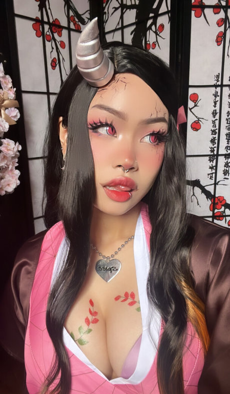 luhvars porn model image