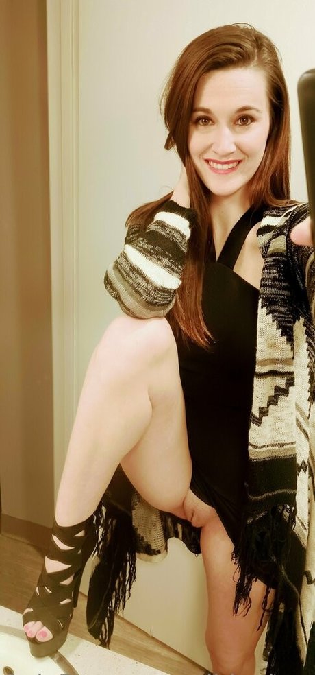 wildunicorninpink star nude images