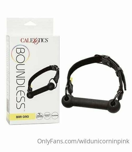 wildunicorninpink art actress photos