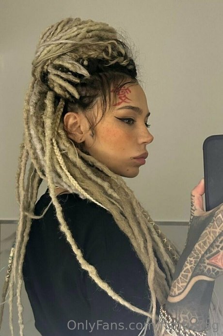 fishballsg star nude pics