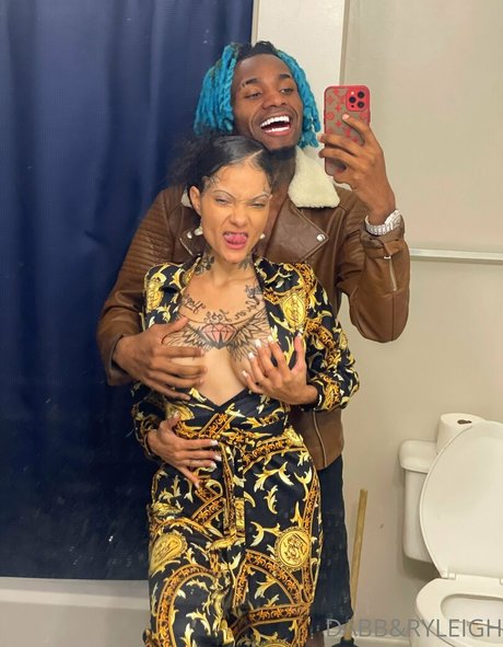 Dabbgasmmm beautiful model img