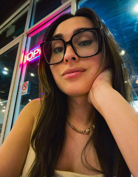 emberfieravip pornstar pretty archive