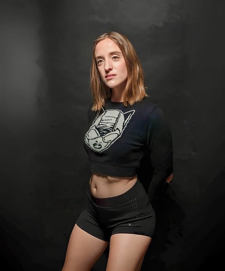 Ashley Victoria Robinson_ model hot photos