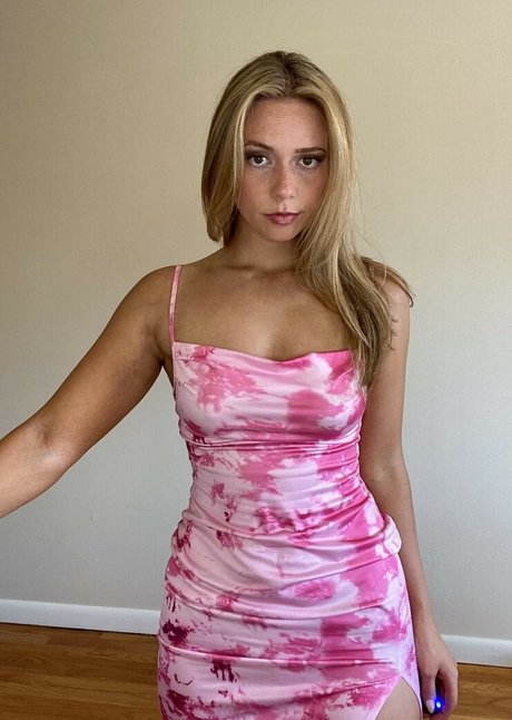 thatcheekybabe pornstar nude pictures