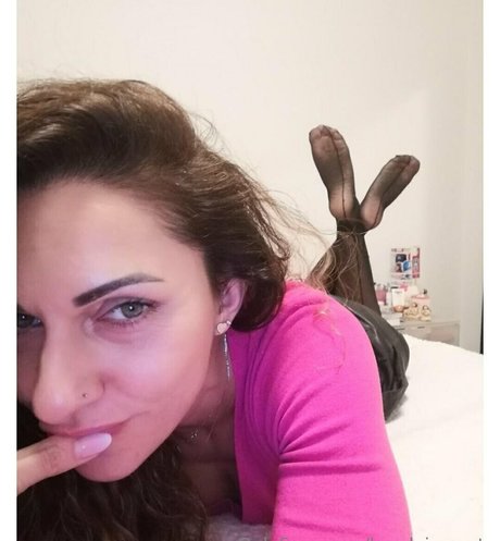 lapulvisecrets nudes star image