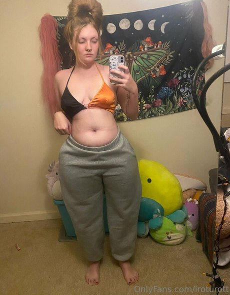 iroturott pornstar pic