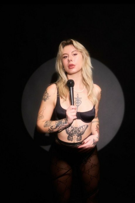 icarlyreboot star exclusive gallery