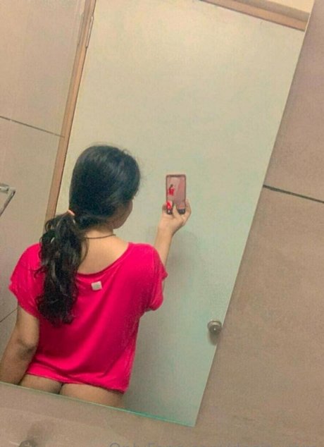 Desiaurora hot star img