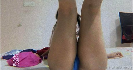 Desiaurora model erotic archive