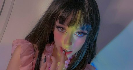 fvckzoe model naked photos