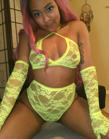 Iconic3ileen nudes pornstar photo