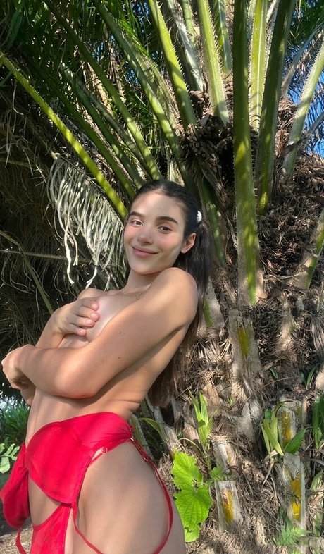 Maraci Fuentes naked pornstar archive