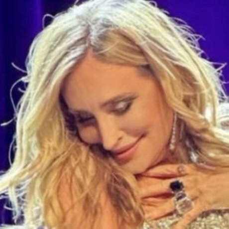 Sonja Morgan xxx model pic