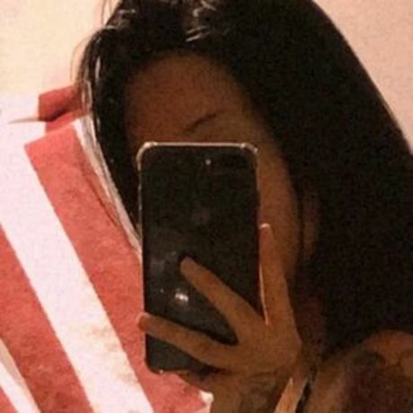 patymit nude star photos