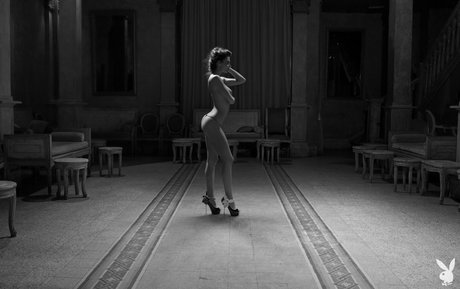 Marina Emanuela Saia naked model picture