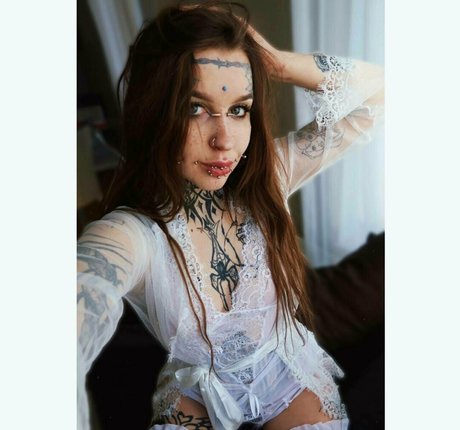 amanda mu nude model photos