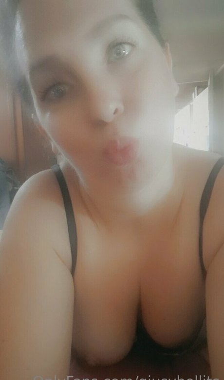 only queen84 pornstar top picture