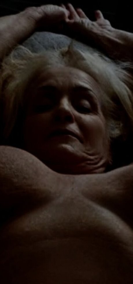 Wildwillie93 pornstar sexy picture