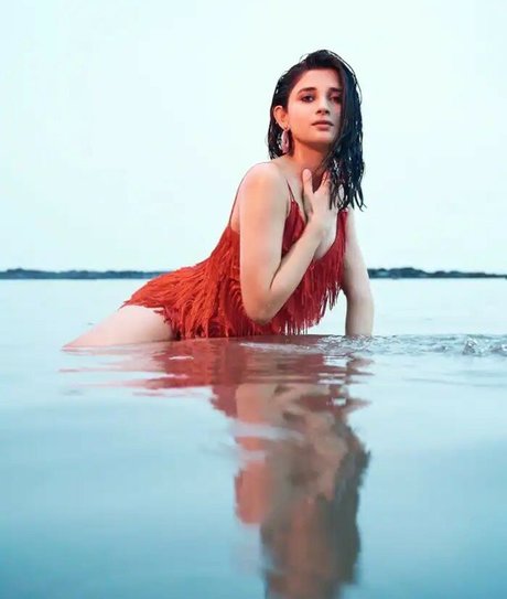 Kanika Mann model xxx images