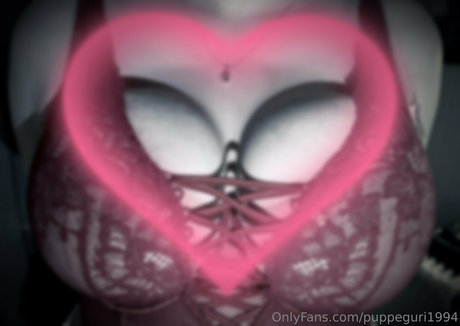 puppeguri1994 naked star images