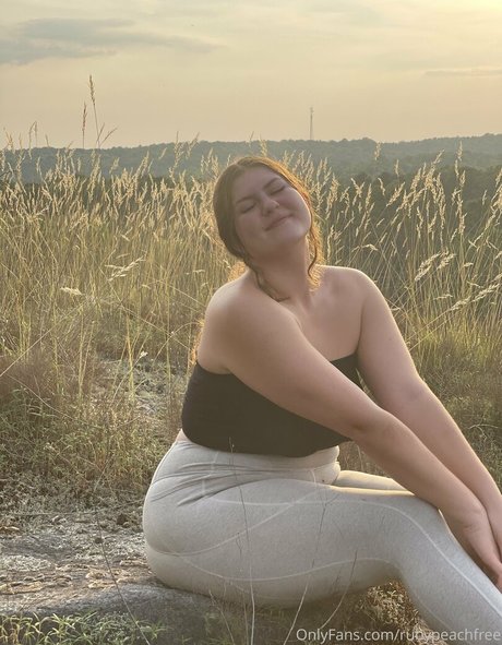 rubypeachfree star exclusive picture