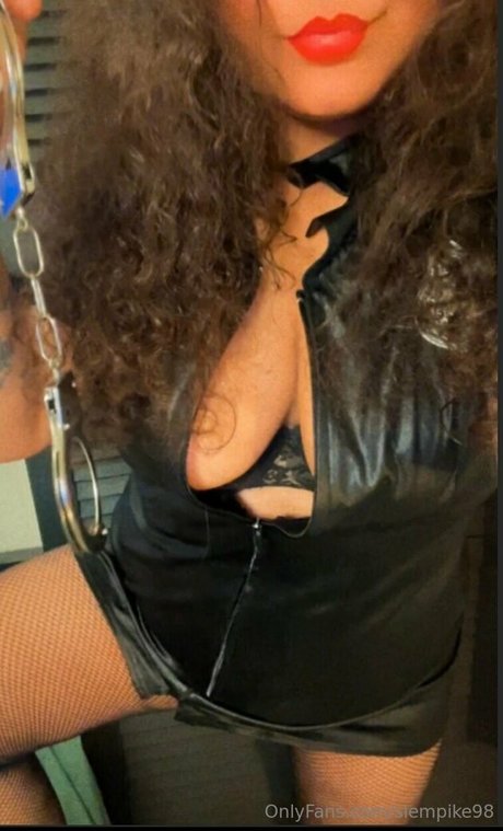 slempike98 erotic model images