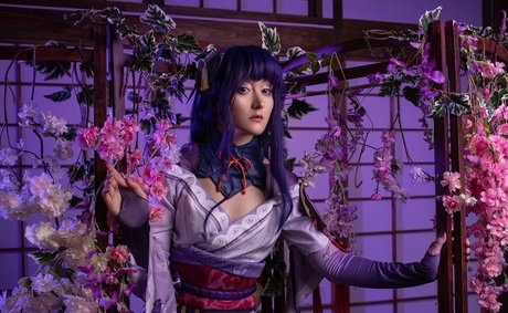 Damiena Hatred star archive