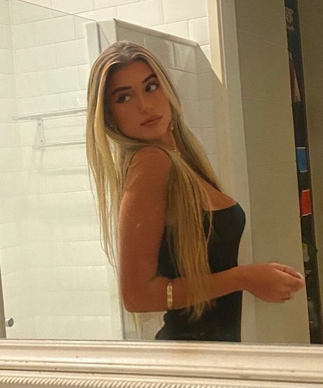 Pietra Cupello beautiful pornstar gallery