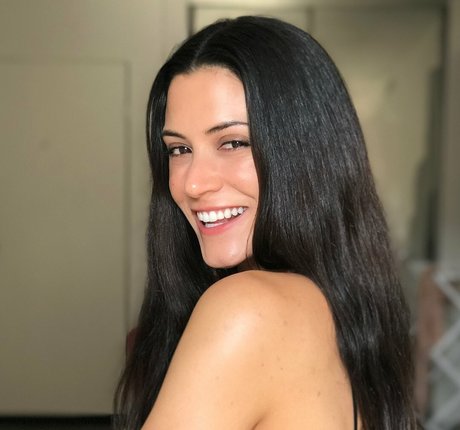 Kate De Paz star exclusive pics