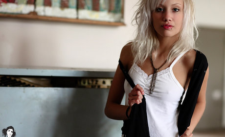 Katzenz exclusive model images