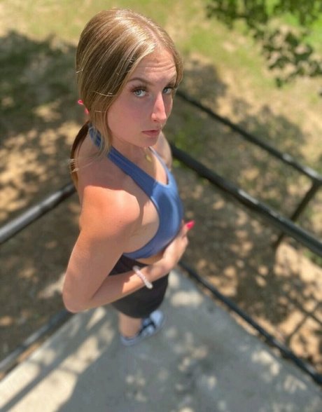 PlaymateSashaVIP sexy actress archive