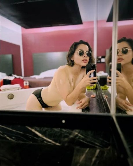 amateur squirt onlyfans hot naked pics