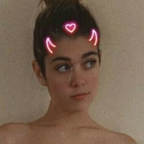 randomzgames model sex images