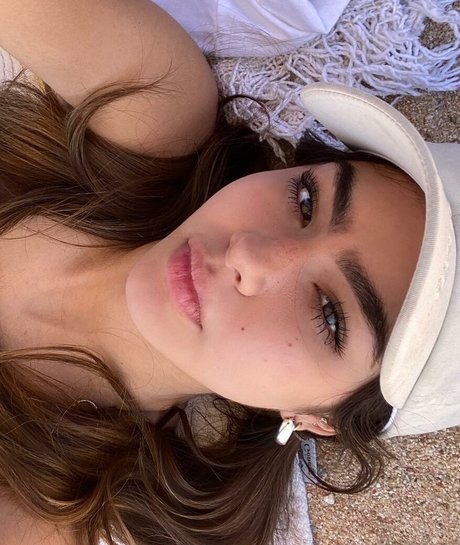 Dany Reyes hot actress pic