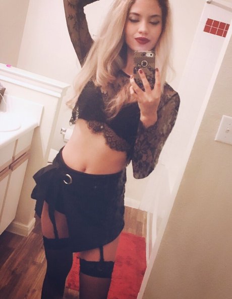 Trickywi pornstar perfect img