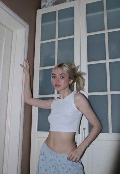 adelewilson__ pretty actress photos