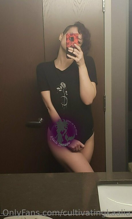 captivatingkaalia pornstar naked img