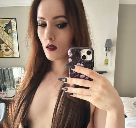 Abigail Thorn perfect model picture